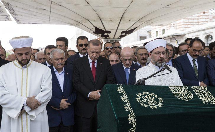 Prof. Dr. Fuat Sezgin son yolculuğuna uğurlandı G3