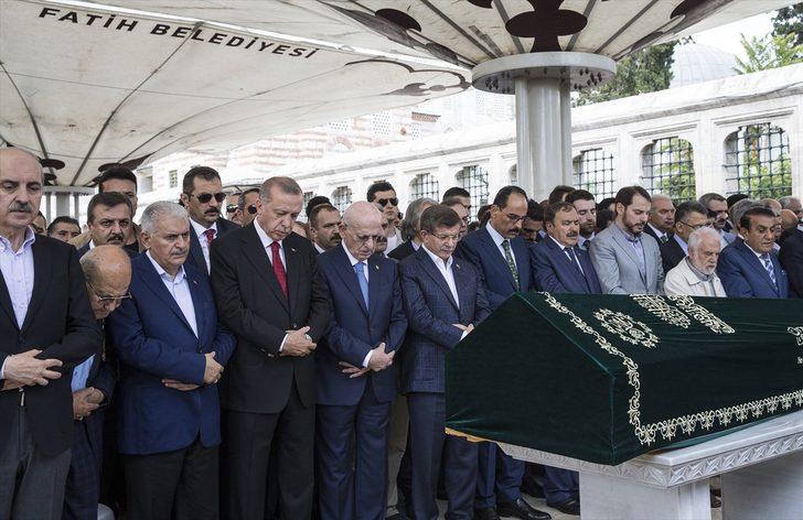 Prof. Dr. Fuat Sezgin son yolculuğuna uğurlandı G4