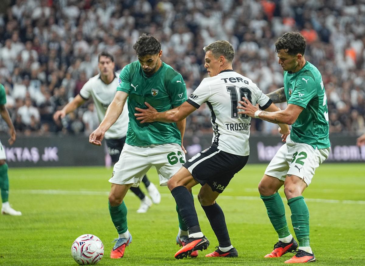 Beşiktaş a korkutan haber! Trossard oyuna devam edemedi 1