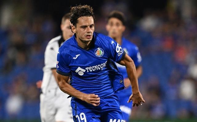 Eski takımına döner dönmez yapacağını yaptı! Enes Ünal'a 10 dakika yetti