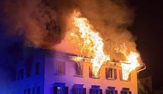 İsvi&ccedil;re&rsquo;de restoranda yangın: 8 yaralı, 5 kayıp