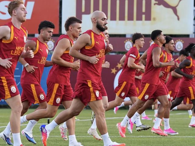 Galatasaray'da ayrılık kapıda! Geldiği gibi gidiyor