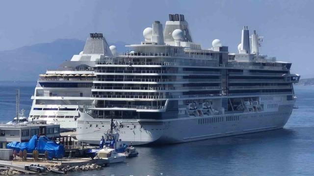 Bodrum&rsquo;a iki gemi ile 1144 yolcu geldi 6