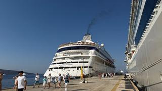 İlçeye 2 gemi yanaştı: 1144 turist bir günde sokaklara döküldü