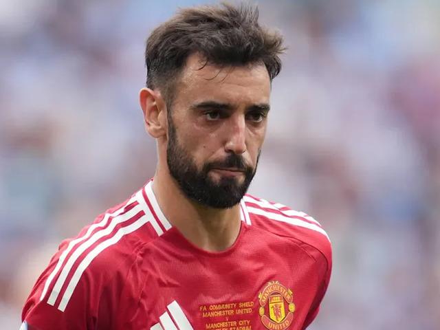 Galatasaray taraftarı sokaklara d&ouml;k&uuml;lecek! İkinci Osimhen vakası, Bruno Fernandes geliyor