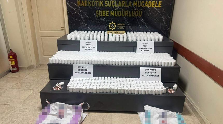 İstanbul'dan uyuşturucu sevkiyatı Sakarya'da durduruldu: 4 tutuklama