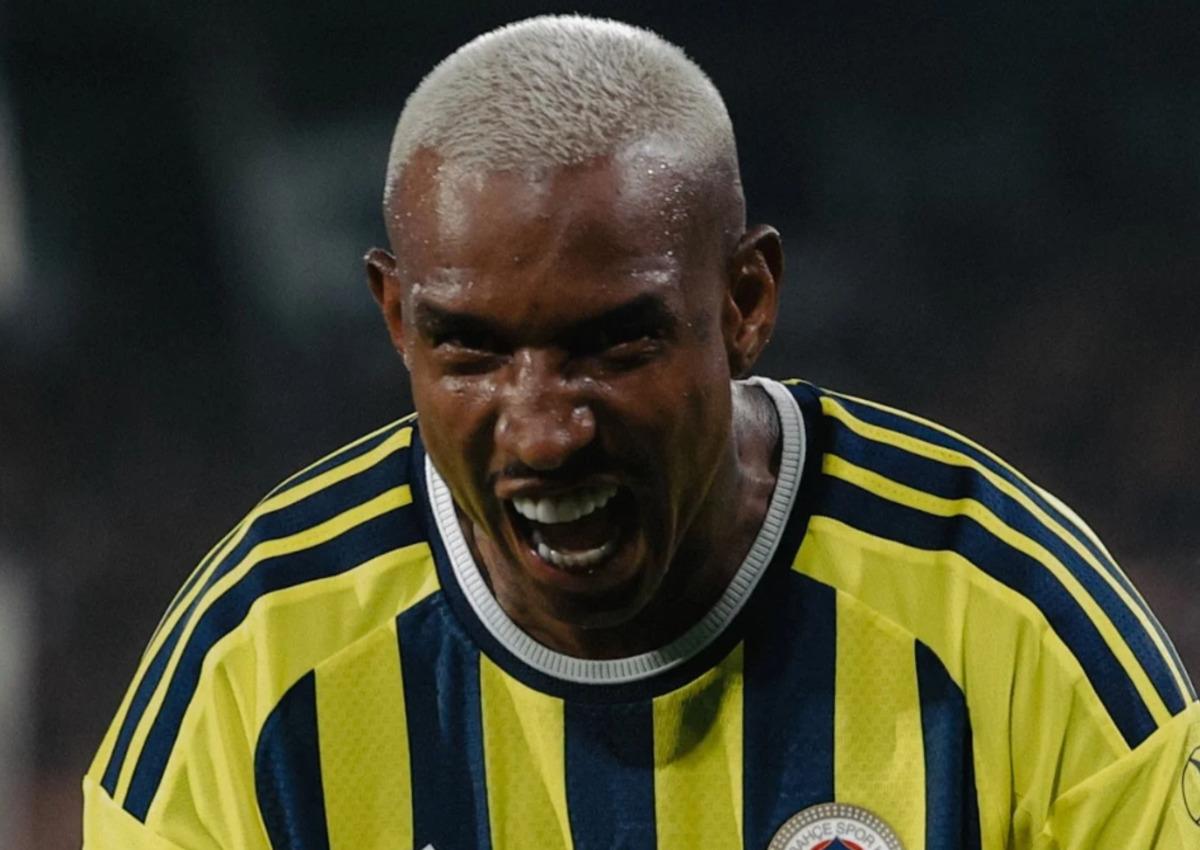 Fenerbahçe de şoke eden haber! Talisca ayrılıyor, işte yeni adresi 2