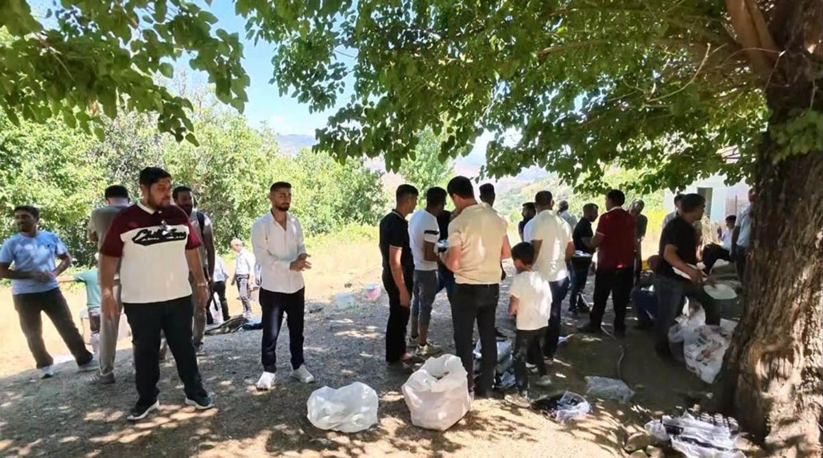 300 yıllık gelenek! 8 kazan pişti, 3 köy birleşti 2