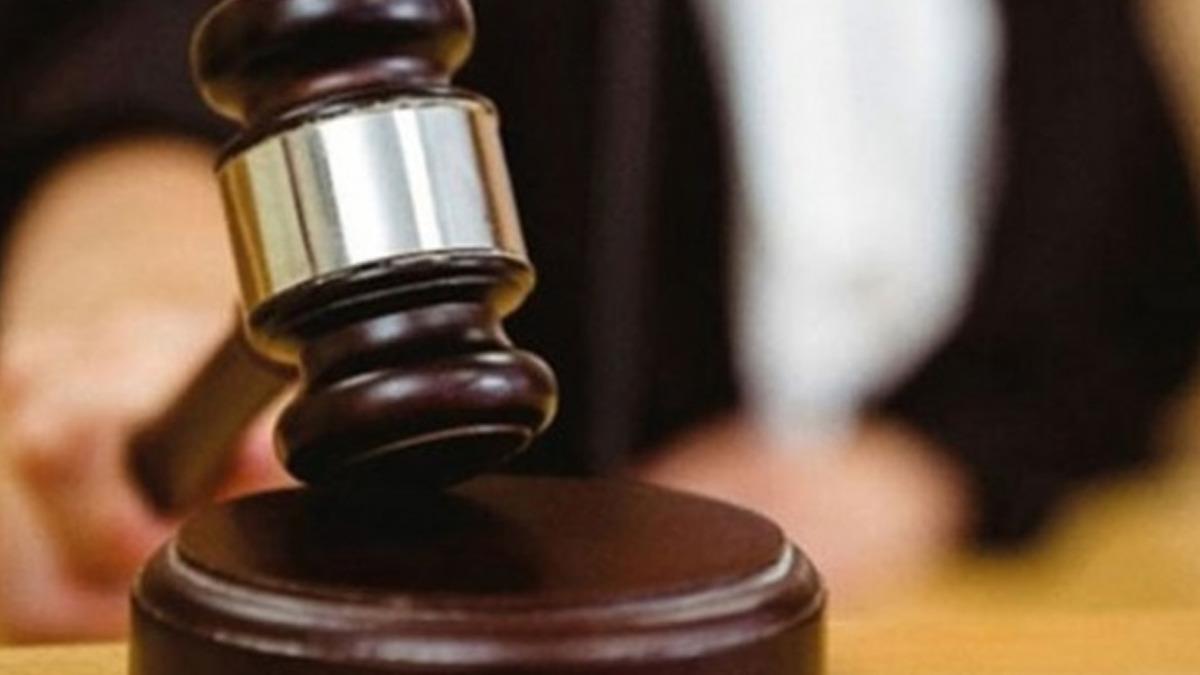Mesai arkadaşını &ouml;pt&uuml;, tazminatsız kovuldu! Yargıtay dan emsal karar 1