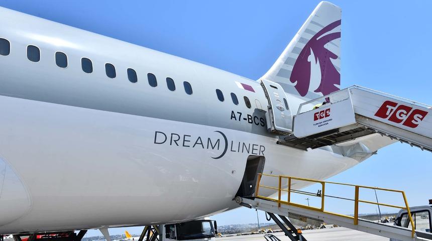 Qatar Airways, Sabiha Gökçen’den Dreamliner ile uçmaya başladı