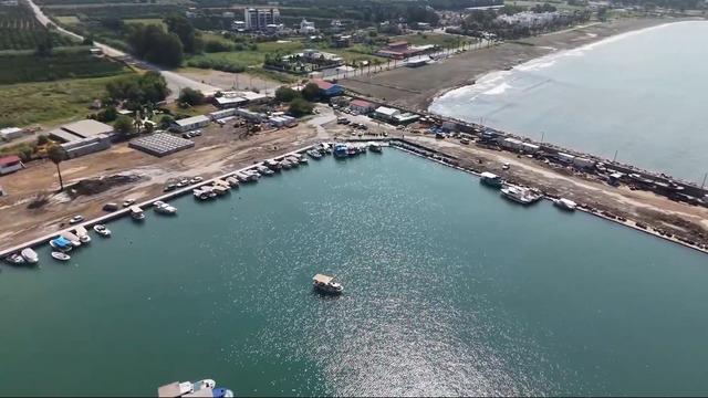Vali Masatlı, Dörtyol Balıkçı Barınağı’ndaki çalışmaları inceledi
