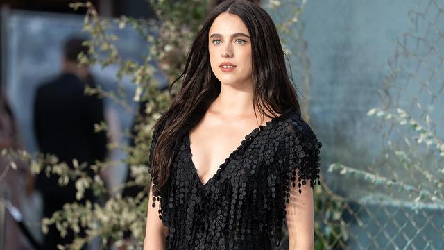 Margaret Qualley'in tabansız ayakkabıları hayrete düşürdü! Fiyatını duyan inanamıyor