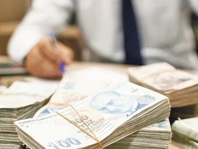 Vergi m&uuml;fettişleri, yılın ilk 6 ayında 354,2 milyar liralık matrah farkını ortaya &ccedil;ıkardı