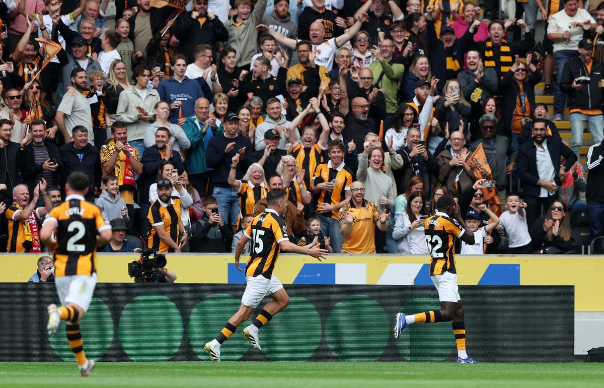 Acun Ilıcalı nın takımı Hull City ManU yu ezdi geçti! Dünyayı şaşkına çeviren skor 1