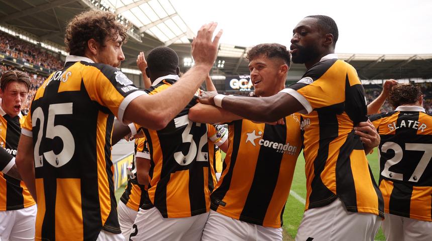 Acun Ilıcalı'nın takımı Hull City ManU'yu ezdi ge&ccedil;ti! D&uuml;nyayı şaşkına &ccedil;eviren skor