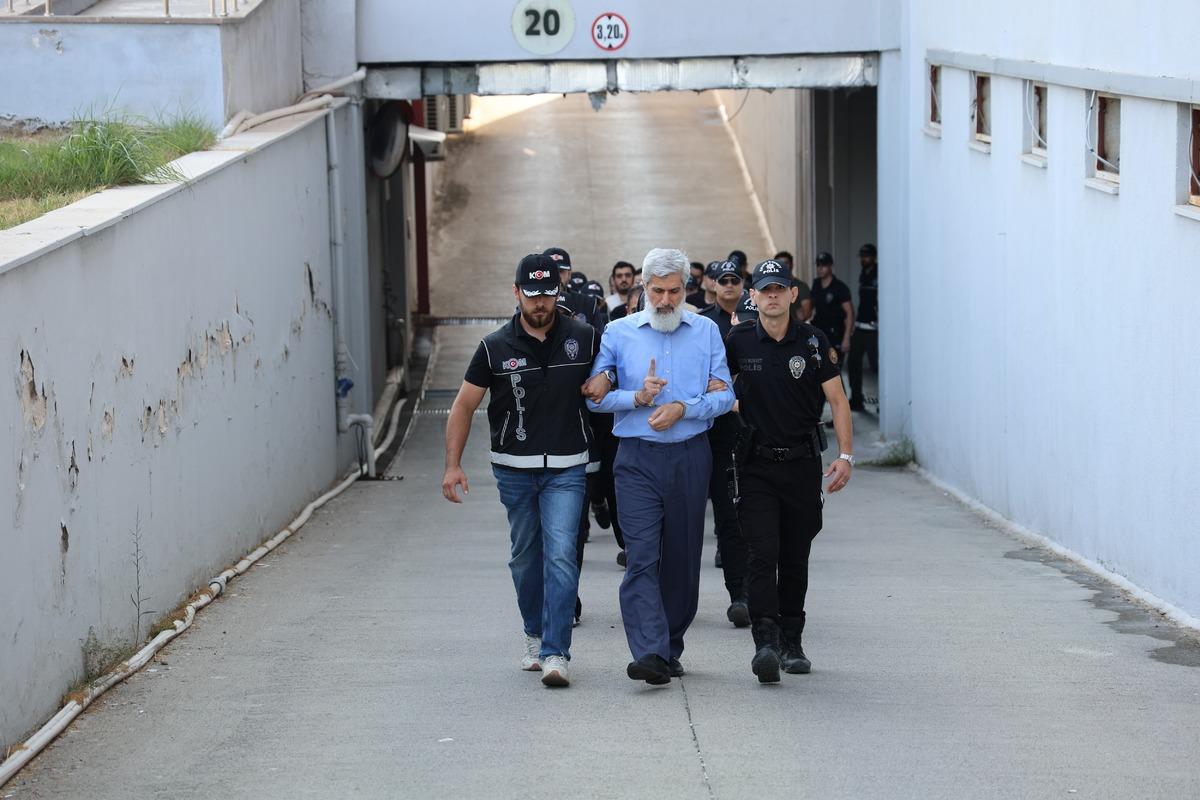 Alparslan Kuytul ve eşi tutuklandı 1