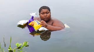 5 yıldır sudan çıkamıyor! 16 yaşındaki çocuğun gizemli hastalığı