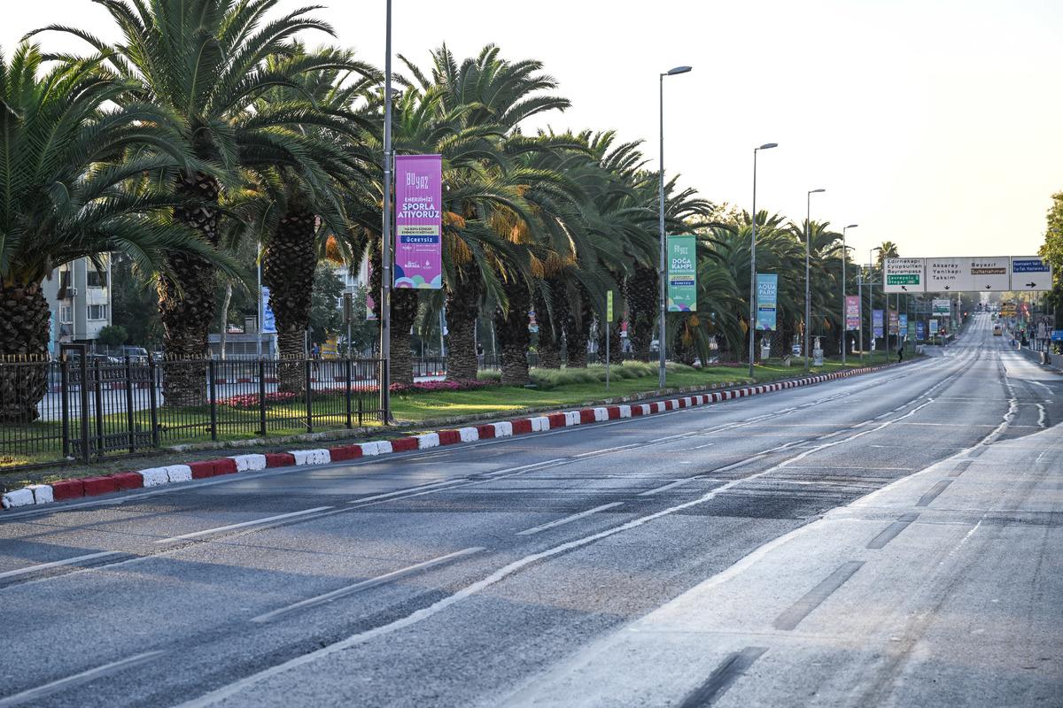 İstanbullular dikkat! Bu yollar trafiğe kapatıldı 2