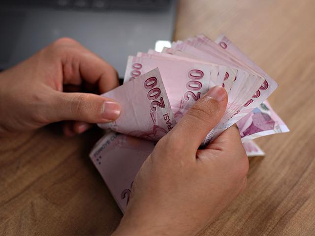 Maaşlı &ccedil;alışanı ilgilendiriyor: 1 g&uuml;n bile yetiyor! Tazminat kararı &ccedil;ıktı