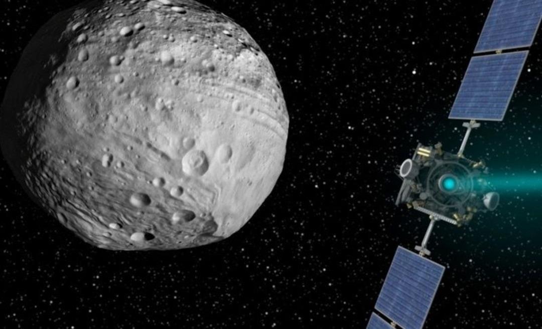 NASA'nın keşif uydusu Dawn, c&uuml;ce gezegen Ceres'i fotoğrafladı 