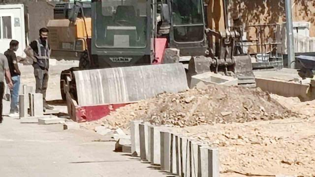 İnşaat işçisi silindirin çarpması sonucu yaralandı