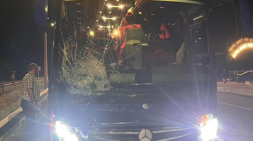 Samsun'da tur otob&uuml;s&uuml;n&uuml;n &ccedil;arptığı 17 yaşındaki gen&ccedil; hayatını kaybetti
