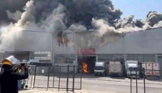 Ankara&rsquo;da kargo deposunda &ccedil;ıkan yangın kontrol altına alındı