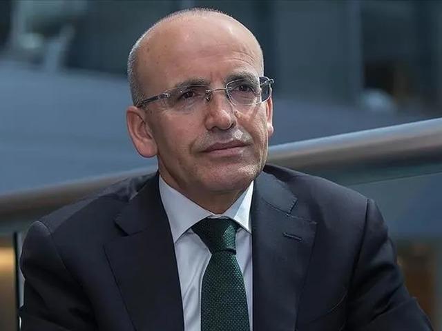 Bakan Şimşek 'Kamuda tasarruf kararlılığımız sonu&ccedil; veriyor' deyip a&ccedil;ıkladı