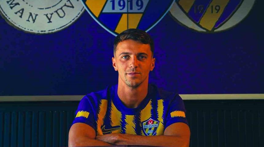 Ey&uuml;pspor, İtalyan oyuncu Simone Giordano&rsquo;yu kadrosuna kattı