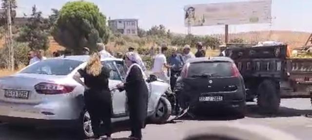 Gaziantep&rsquo;te zincirleme kaza: 2 yaralı 1