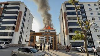 Elazığ'da korkutan çatı yangını