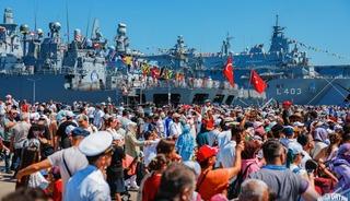 TEKNOFEST Mavi Vatan&rsquo;da hava ara&ccedil;larının g&ouml;sterileri nefes kesti