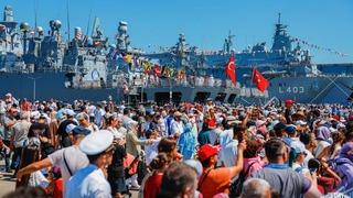 TEKNOFEST Mavi Vatan’da hava araçlarının gösterileri nefes kesti