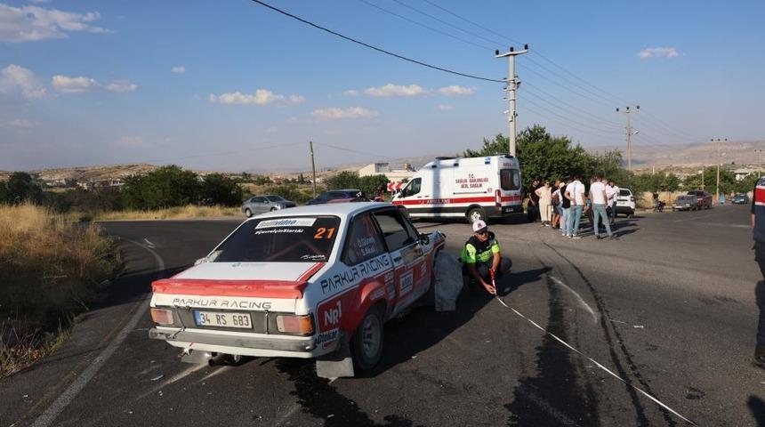 Kapadokya Rallisi'nde kaza: 3 yaralı