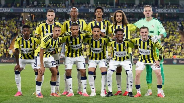 Fenerbahçe'de maç sonu ayrılık! Yıldız isim için anlaşmaya varıldı
