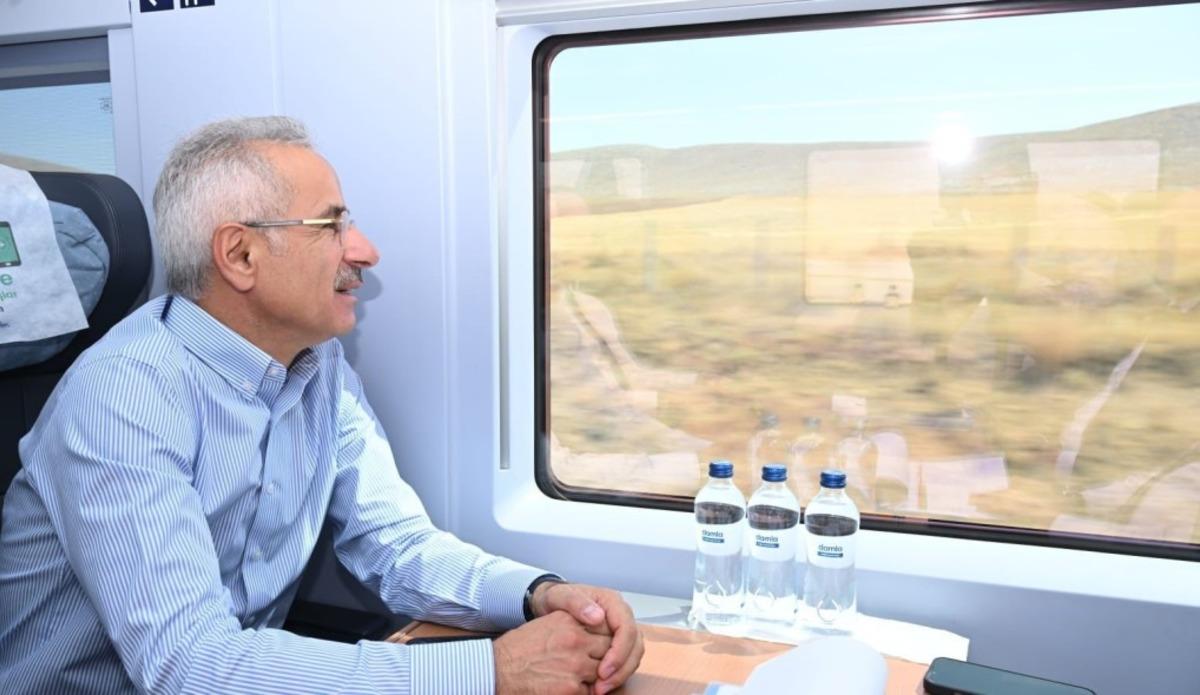 Bakan Uraloğlu: "Ankara-Konya arasını 2 saatin altına indirdik" 2