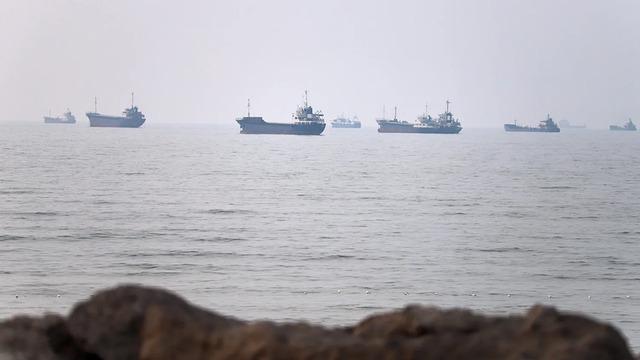 İran Meclisi, Hürmüz Boğazı’ndaki gemilerden hizmet ücreti alınmasına yönelik yasa tasarısını onayladı