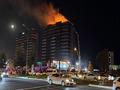 13 katl� plazada yang�n: 2'si itfaiye eri 5 ki�i etkilendi