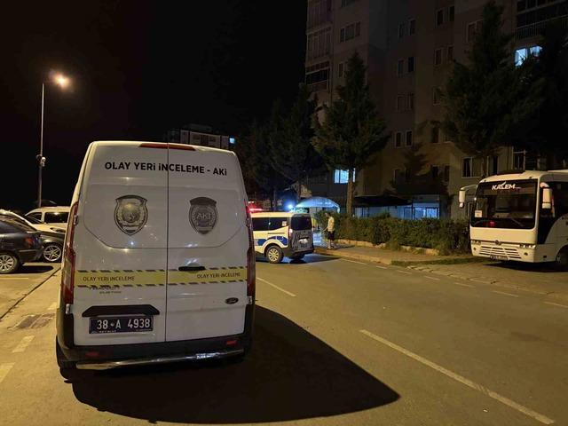 Baba-oğul arasında ‘sigara parası’ kavgası: 1’i ağır 2 yaralı 1