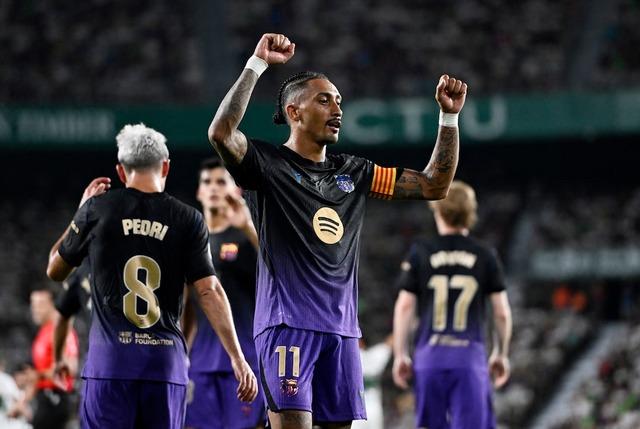 Barcelona, LaLiga'da Elche deplasmanında farklı kazandı