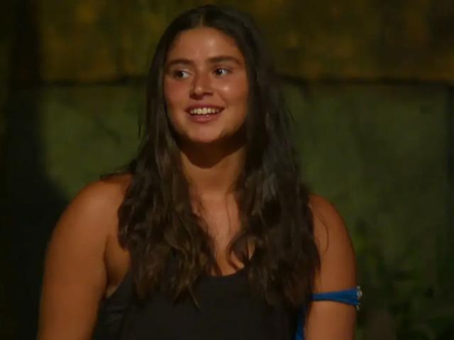 Survivor Ayşe evlendi! Gelinliği tam not aldı 