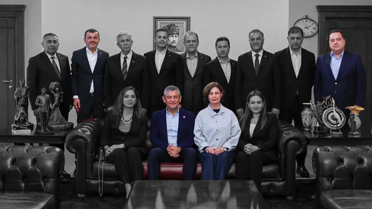 Mutlak butlan sonrası hepsi Özgür Özel'in yanına gelmişti! Sadece 3 büyükşehir belediye başkanı Yeni Parti'ye katıldı - Güncel Haberler