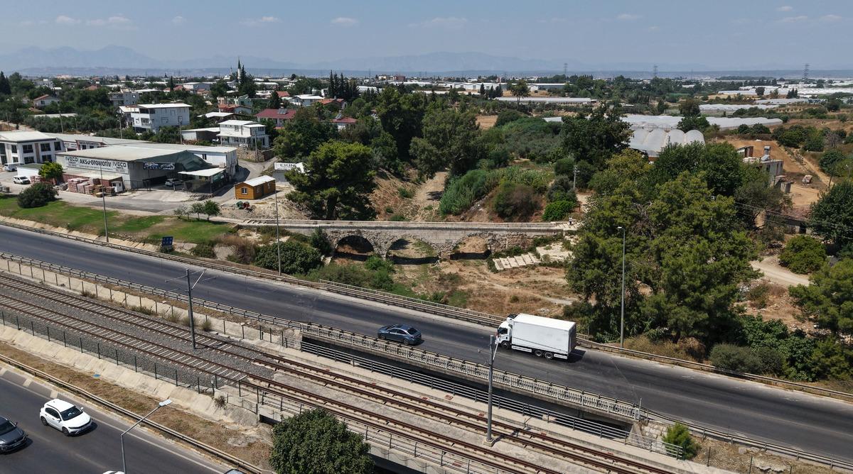 Antalya’da 800 yıllık gizem! Bu köprü yüzyıllardır ayakta 1