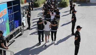 Eskişehir'de d&uuml;zenlenen iki uyuşturucu operasyonunda 9 ş&uuml;pheli yakalandı