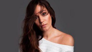 Özge Borak defilede... Cesur tercih