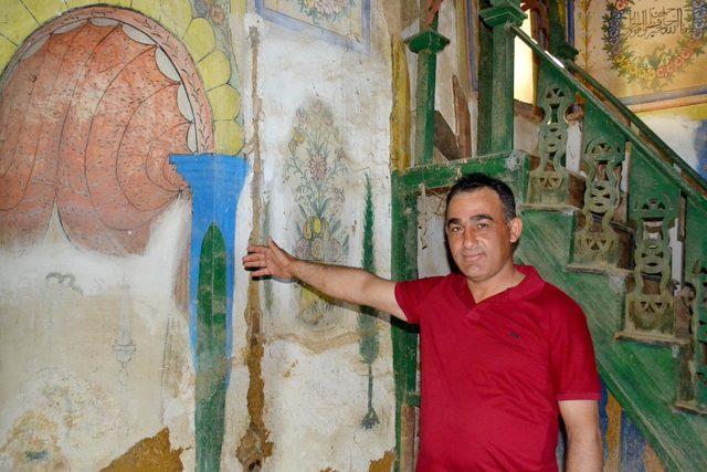 Tarihi Damatlı Camisi restore edilmezse yok olup, gidecek