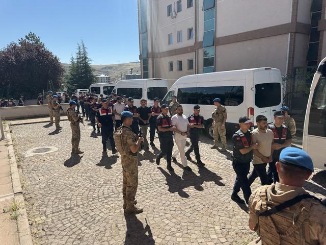 Çankırı merkezli 19 ilde düzenlenen yasa dışı bahis operasyonunda 39 şüpheli yakalandı 1