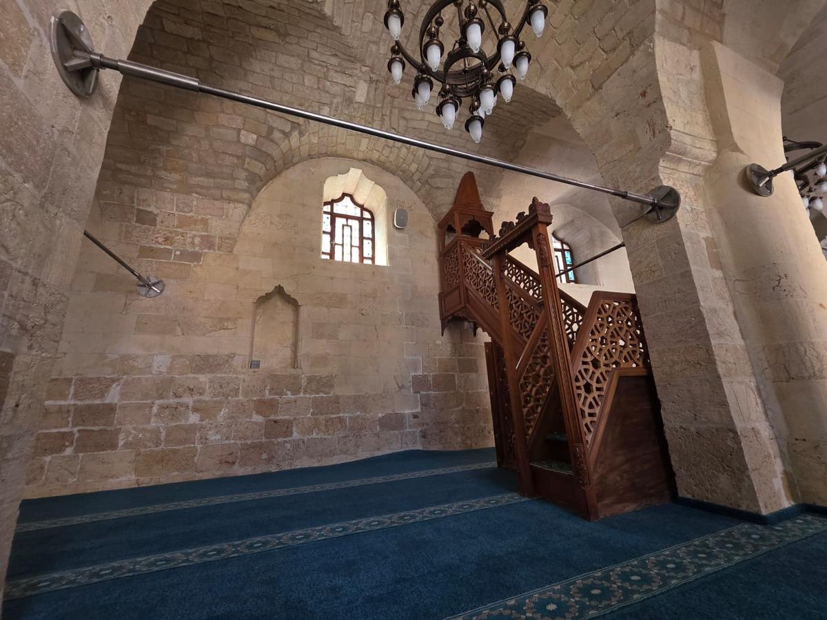 Depremde hasar gören iki tarihî cami Mevlid Kandili’nde yeniden ibadete açılıyor 2