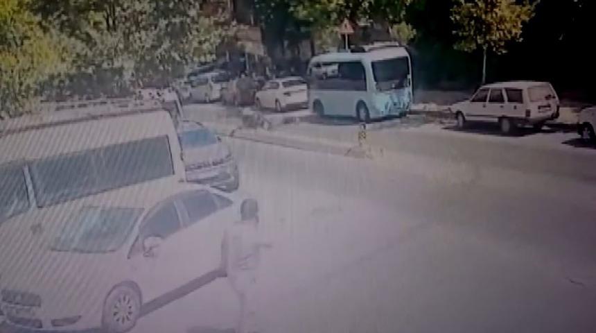 Kağıthane&rsquo;de &ouml;l&uuml;ml&uuml; motosiklet kazası kamerada
