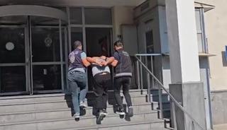 2 su&ccedil;tan aranan h&uuml;k&uuml;ml&uuml; yakalandı